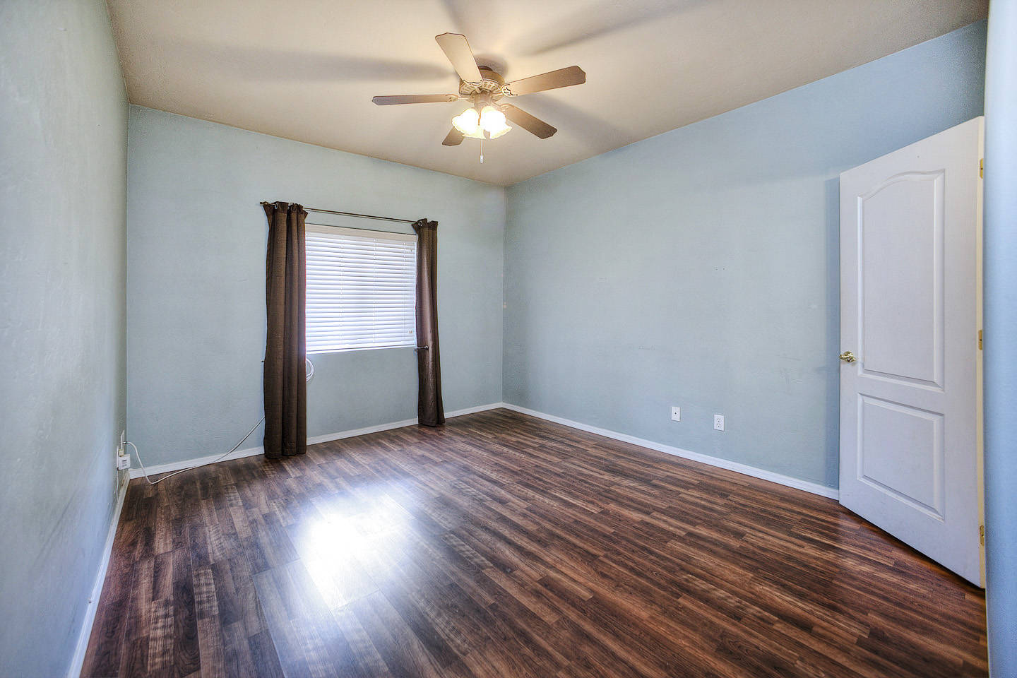 Tempe Condo For Sale, 5 Blocks to ASU!